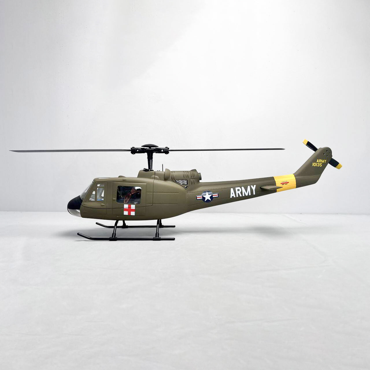Roban 450size UH-1D Helicopter RC Helicopter GPS Mode X1 Flight Control System RTF Version Matching Battery as an extra gift