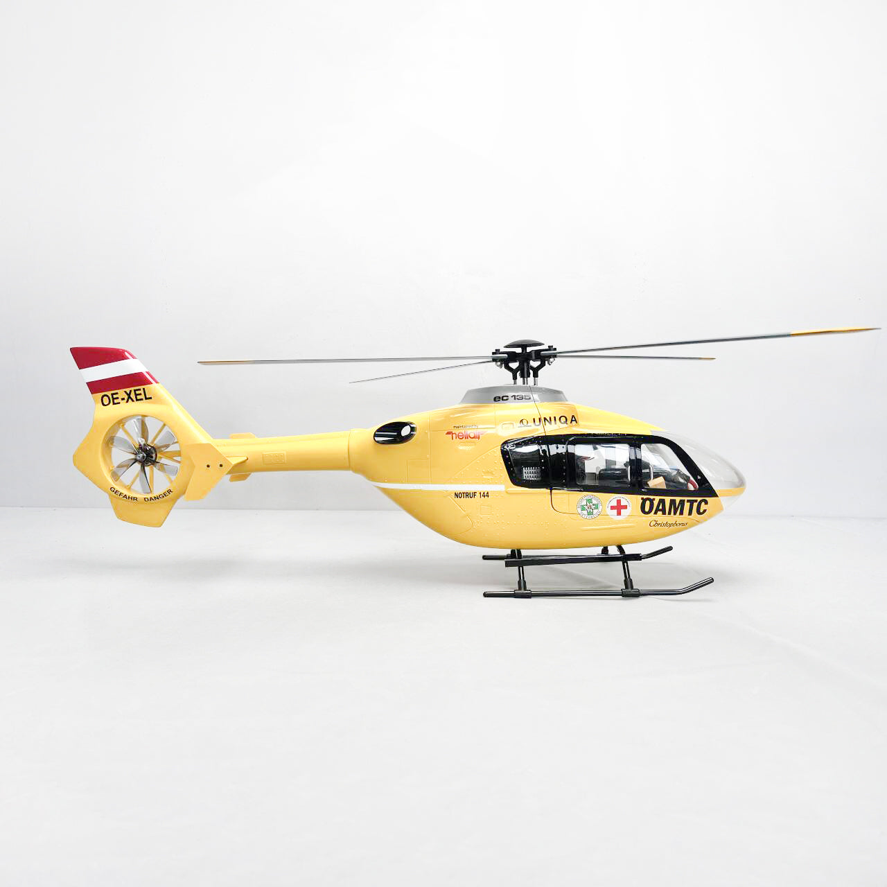 Roban 450size EC-135 4 Blades Helicopter RC Helicopter GPS Mode X2 Flight Control System RTF Version