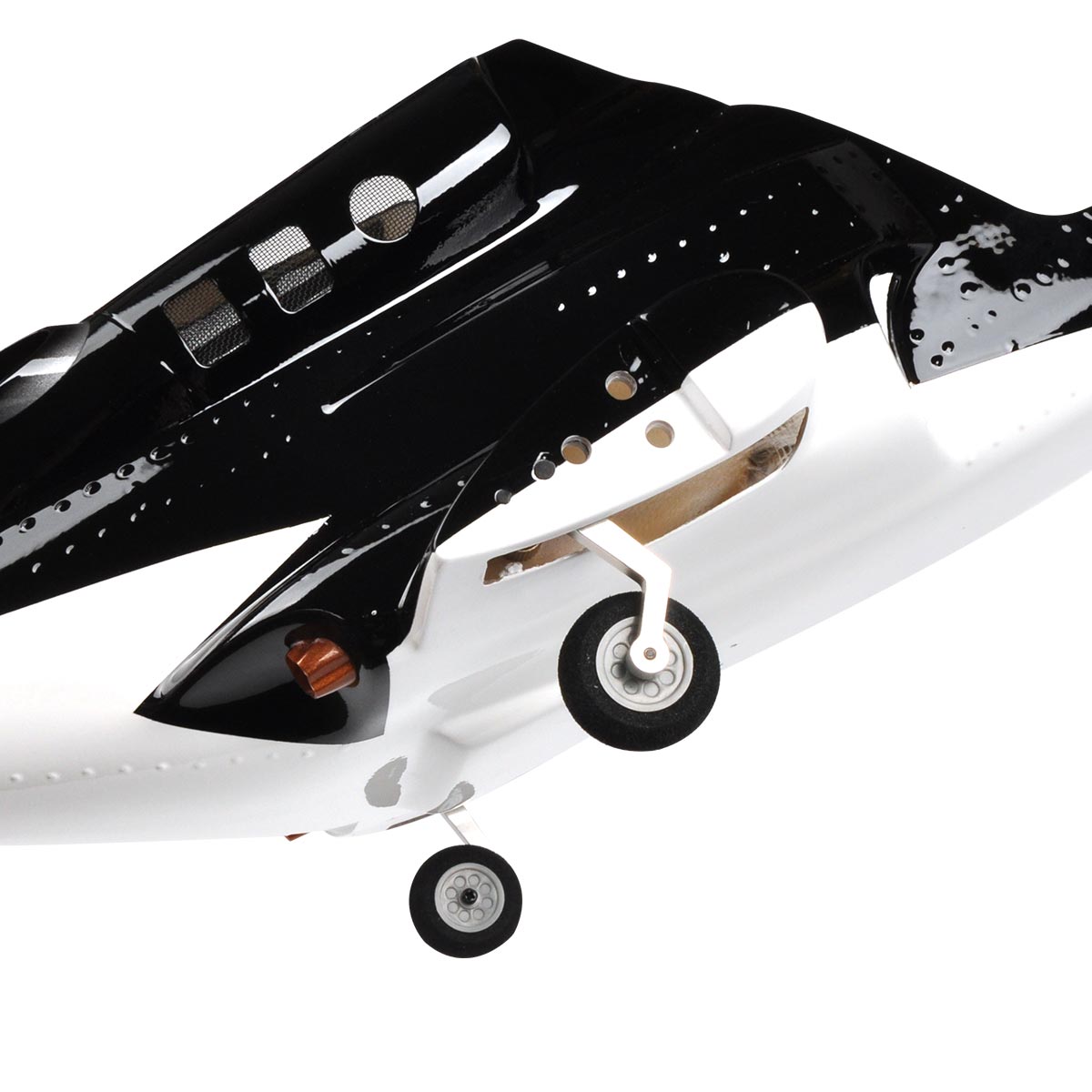 RC Helicopter Airwolf 450 Pre-Painted fuselage for 450 Size Helicopters.Suitable for Almost All 450 Size(325mm Rotor Blade) Helicopters, Such as: Align T-REX450X/XL/SE/SE V2