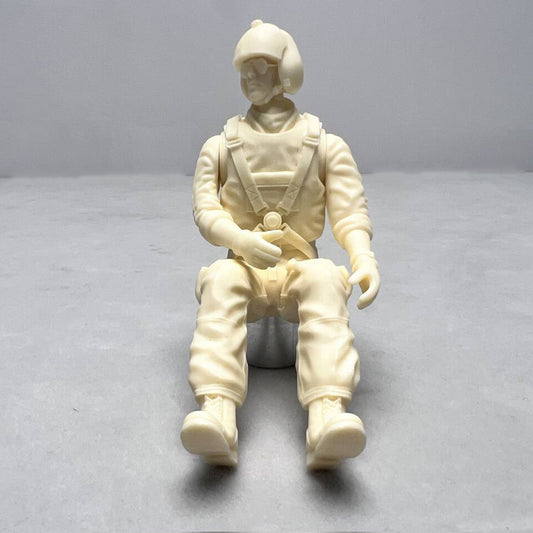 Roban Accessories Pilot Figurine To 500-class BO105 UH1N AH1