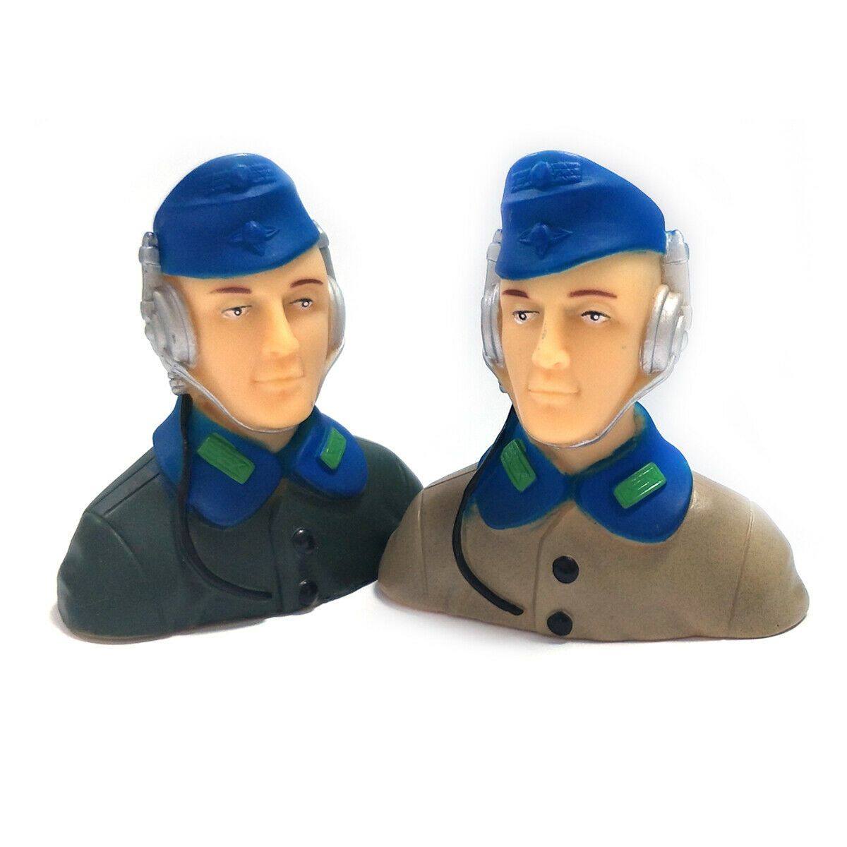 1/7 Scale Pilots Figures L57*W29*H57mm Brown /Army Green
