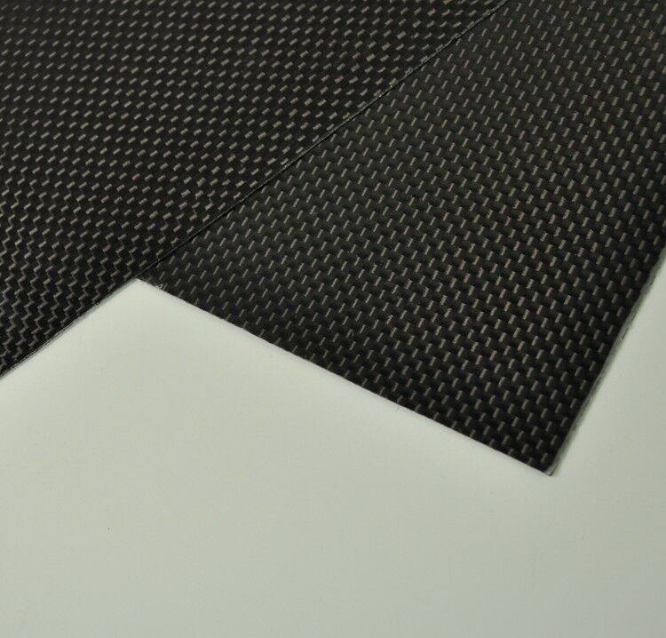 200mmx250mmx0.3mm  Carbon Fiber Plate/Panel/Sheet 3K plain Weave Glossy Hot