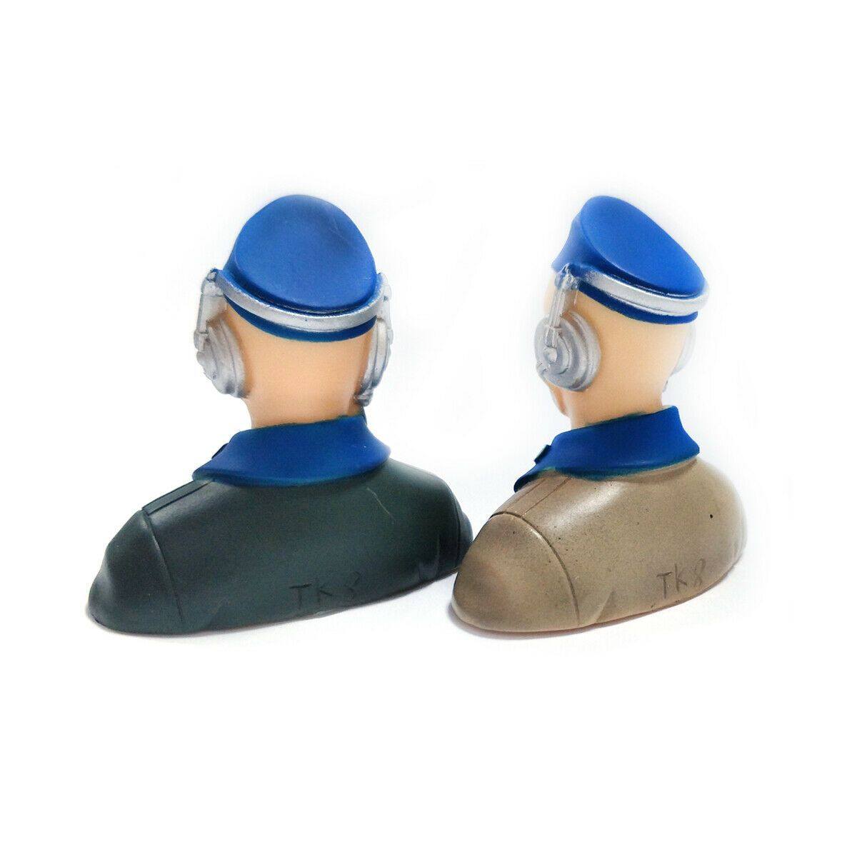 1/7 Scale Pilots Figures L57*W29*H57mm Brown /Army Green