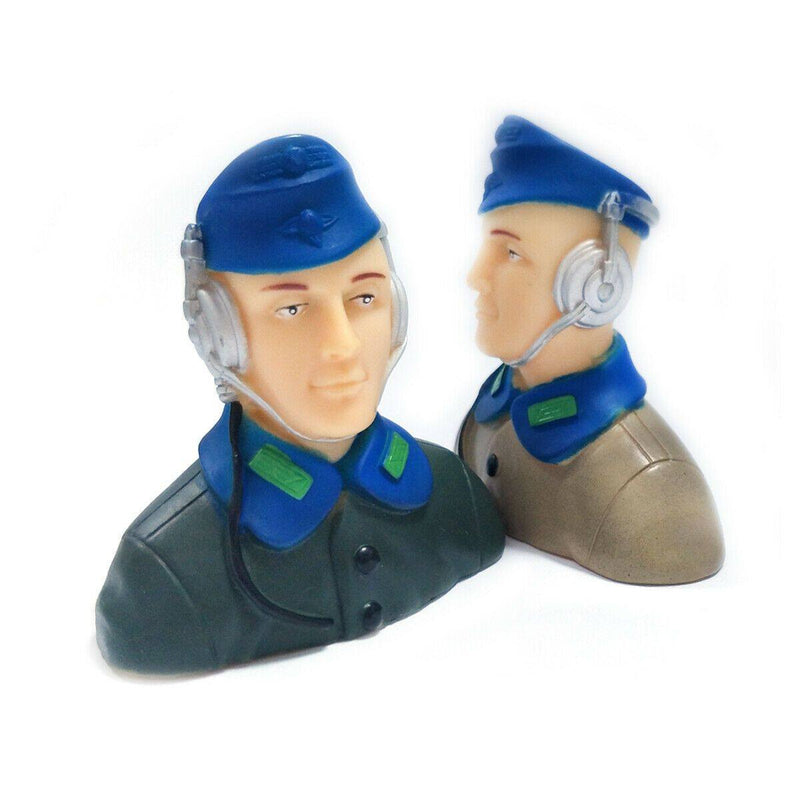 1/7 Scale Pilots Figures L57*W29*H57mm Brown /Army Green